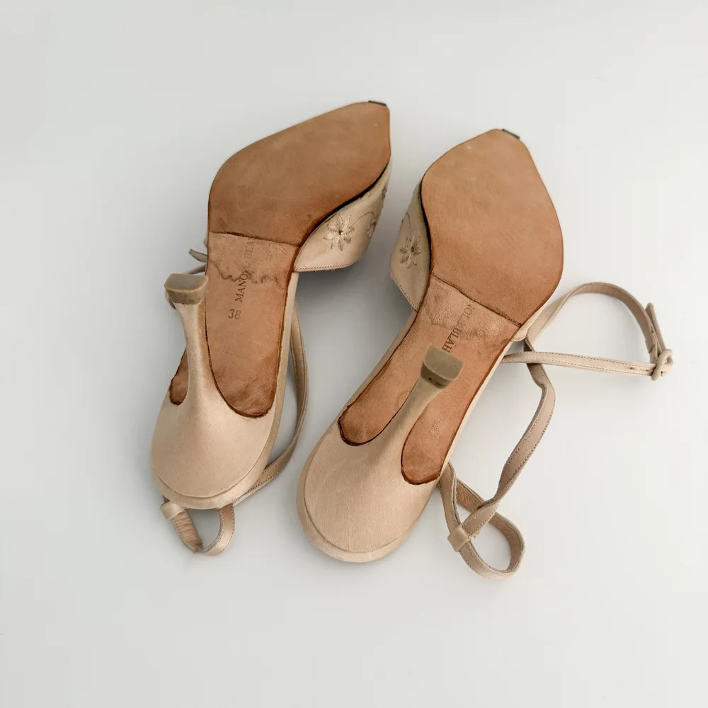 Manolo Blahnik Cream Floral Ankle Wrap Mule Heels (US 8 / IT 38
